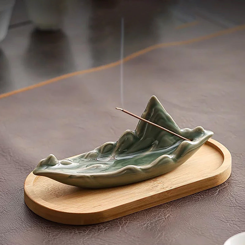 Creative Chinese-style celadon ceramic incense burner for stick incense