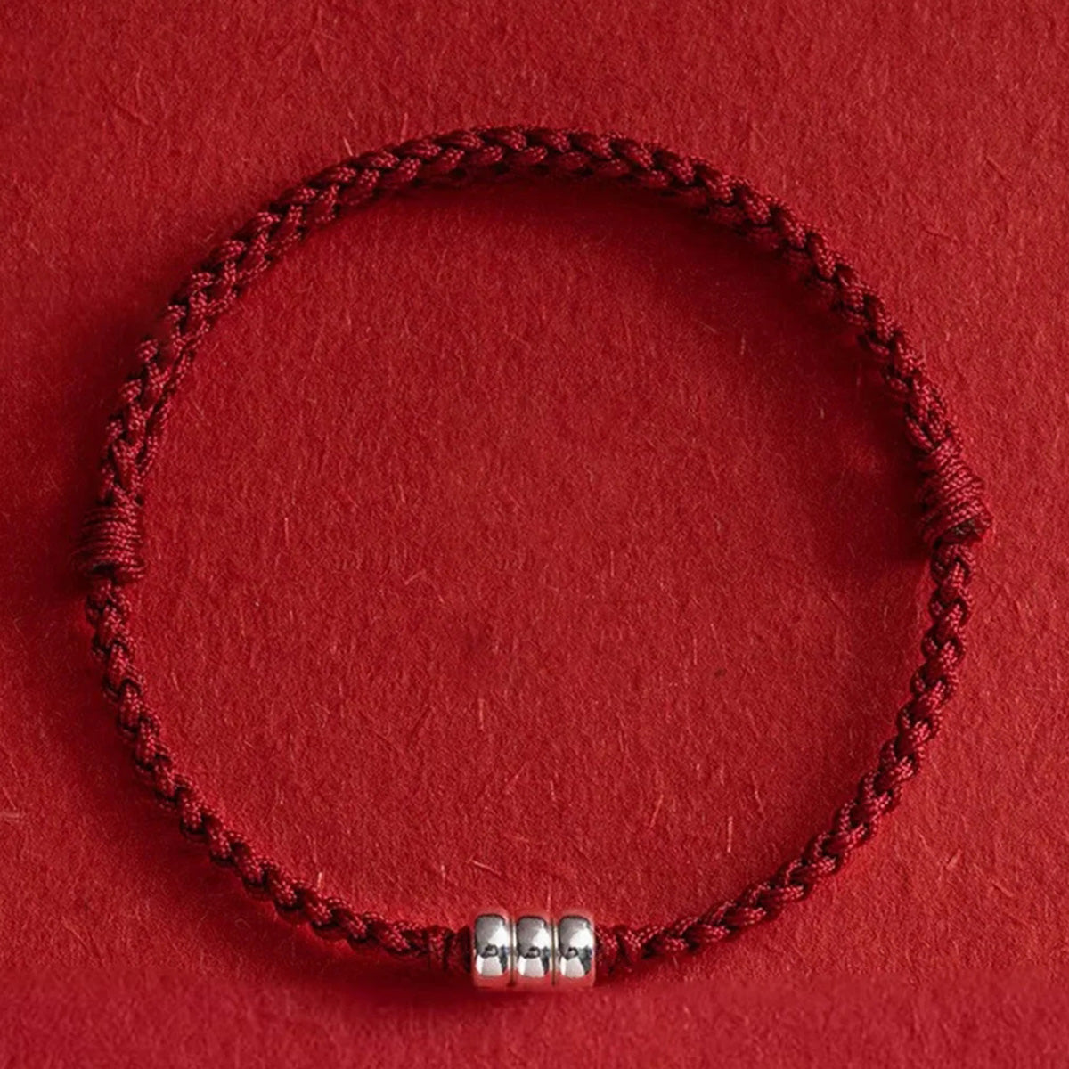 Good-luck red string