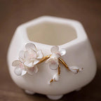Hand-sculpted floral white porcelain aroma burner and creative ceramic incense stick holder